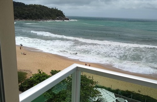 South Region Apartment | APT0. TOP! FACING THE SEA. FOOT IN THE SAND. ILHOTA BEACH, ITAPEMA/SC.