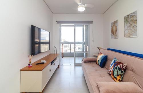 Boqueirao Apartment | Apto ótima localização a 100m da Praia, Piscina, Ar Condicionado, Garagem e Portaria 24h