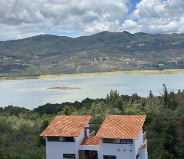 Guatavita House | APTO 102 EN "ABADIA de TOMINE"