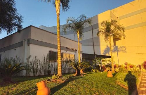 Uberaba Apartment | Apto com Ar Condicionado em Avenida Comercial