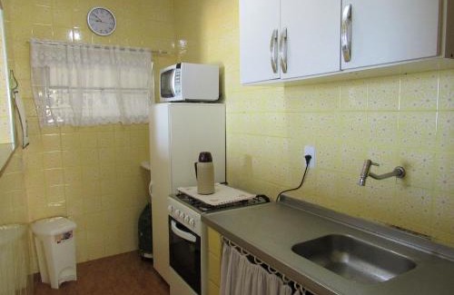Vila Assuncao Apartment | Apto pé na areia com vista para o mar e Wifi