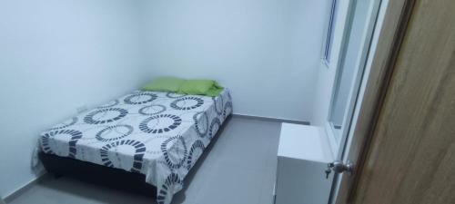 Comuna 3 Apartment | Apto Santa Marta