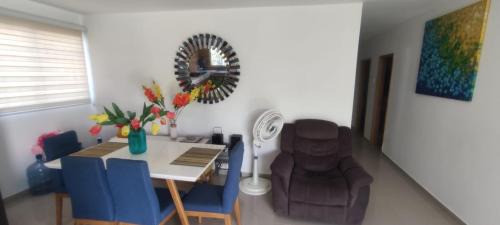 Comuna 3 Apartment | Apto Santa Marta