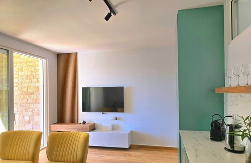 Ishem Apartment | Aqua Bliss Apartment 296, Lalzit Bay, Albania