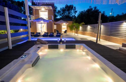 Pesada Villa | Aqua View Villa Pessada