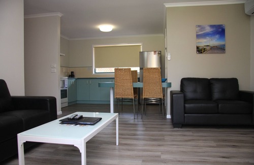 Coffs Harbour House | Aqua Villa Resort