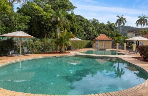 Sapphire Beach Apartment | Aqualuna Beach Resort Unit 47