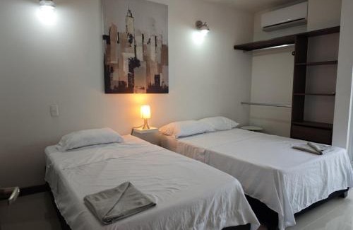 Villeta Apartment | AquaLuxe Apto, Aire-Acondicionado, balcon, cocina - hasta 7 Personas