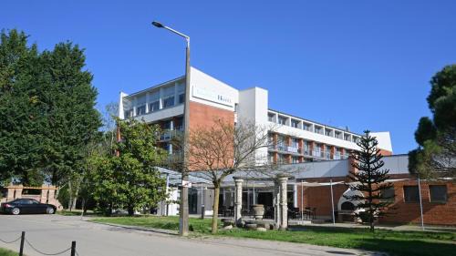 Harkany Hotel | AquaMed Hotel Harkány