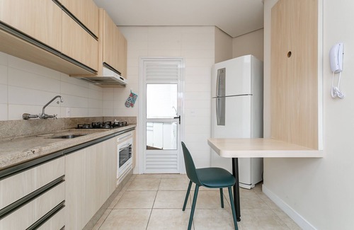 Ingleses Norte Apartment | Aquarelle - Prédio nos Inglese pé-na-areia com piscina