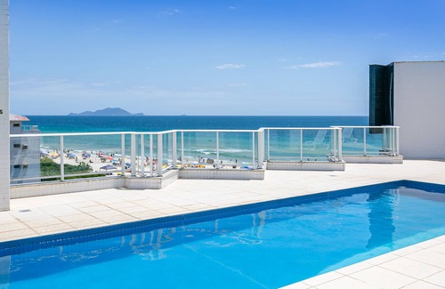 Ingleses Norte Apartment | Aquarelle - Prédio nos Inglese pé-na-areia com piscina