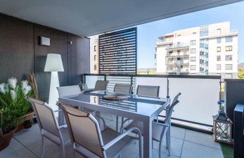 Annecy Old Town Apartment | AQUARELLES - Modern and spacious