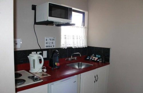 Hamilton North Hotel | Aquarious motor inn