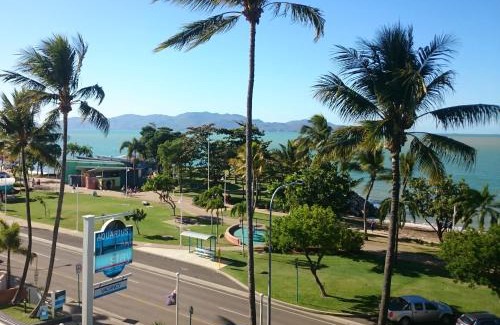 North Ward Apartment | Aquarius On The Beach