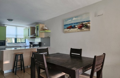 Mediania Alta Apartment | Aquatika Beach Apartment/20 mins to El Yunque/30 mins airport