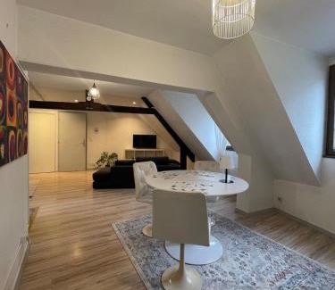 Besancon Apartment | Arènes 2 à deux pas du centre historique
