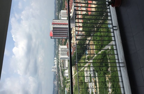 Kuala Lumpur Apartment | AR Homestay with Condo Facilities