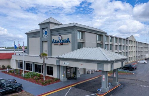 Albany Hotel | Araamada Inn
