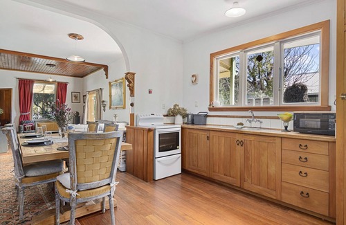 Mapua House | Aranui palms - Mapua Holiday Home