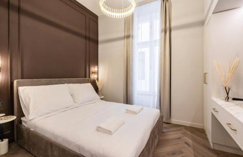 Belvaros - Lipotvaros Apartment | Arany Boutique Residence