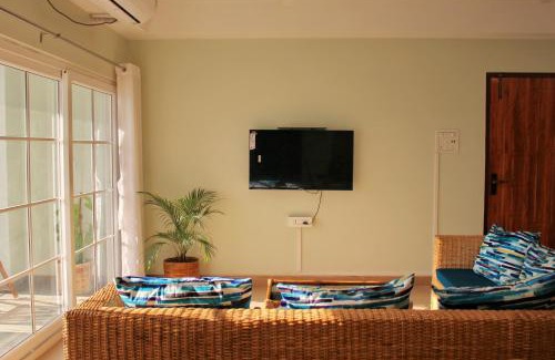 Sualkuchi Bed & Breakfast | Aranyika
