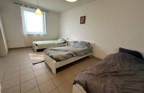 Leobendorf House | Arbeiter Zimmer Mama