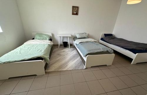 Leobendorf House | Arbeiter Zimmer Mama