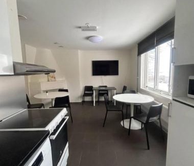 Grillby House | Arbetare 17 sovrum 5 badrum
