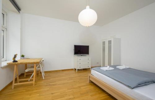 Zentrum-Ost Apartment | Arbio I Retro Apart near Leipzig Hauptbahnhof