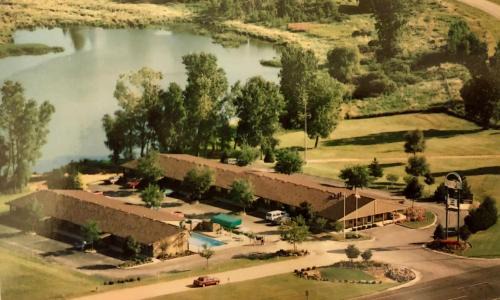 Marshall Hotel | Arbor Inn of Historic Marshall