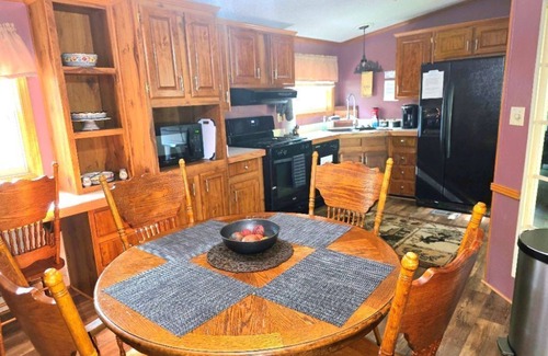 Lyndon Station House | Arbor Lake Getaway, just minutes from Wisconsin Dells