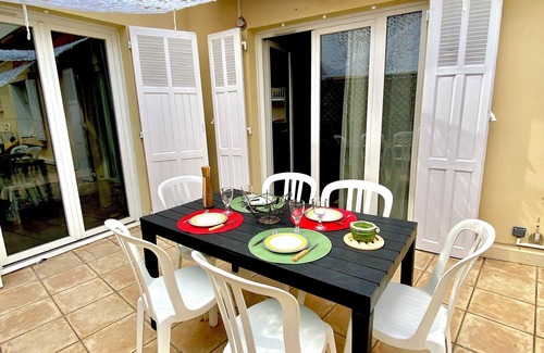 Hyeres City Centre Apartment | ARC EN CIEL - Spacious and stylish downtown!