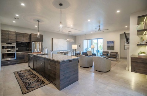 Santa Clara House | Arcadia 4 | Perfect Poolside Location * Private Hot Tub * Incredible Views