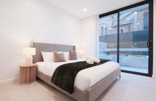 Burwood Apartment | 'Arch' 2 Bedroom Apt in the heart of Burwood, near everything