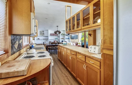 Arch Cape House | Arch Capella - Oceanfront! - Beachcomber Vacation Homes
