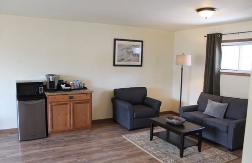 Gardiner Apartment | Arch View Studio, at Yellowstone National Park Entrance.