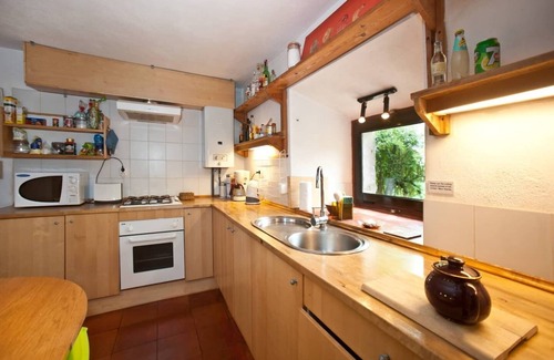 Ulgueira Cottage | Architect/artist converted 17th C' farmhouse in World Heritage Site
