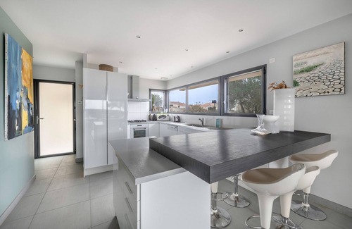 La Plaine-sur-Mer House | Architect's House Facing the Sea in La Plaine sur Mer