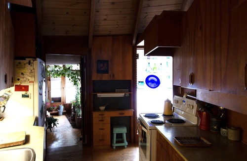 Central Frontenac Cottage | Architectural Stunner on Private Lake