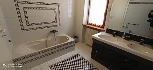 Atri Bed & Breakfast | Arco di San Francesco