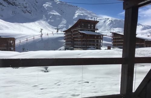 Arc-2000 Apartment | Arcs 2000: Ski-to-Feet Apartment