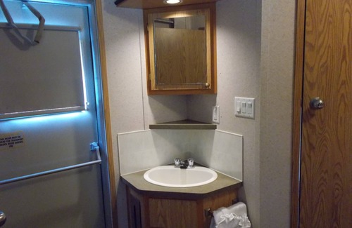 Mayo Apartment | Arctic Homestead Suite 2