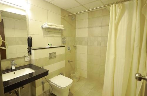 Kaloor Hotel | Arctic Hotel