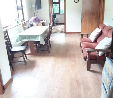 Ventry House | Ard Na Mara Ballymore, Dingle 4 bedroom house