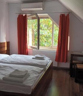 Lhota Hotel | Ardilla