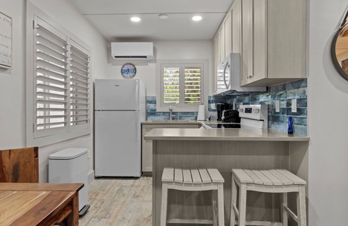 Captiva Cottage | Are you looking for a quaint fishing village in the heart of Captiva Island? - Jensen's Cottage #07