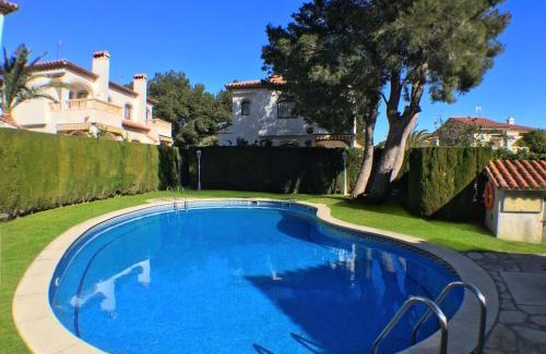 Miami Platja House | ARENDA Pino Alto Holiday Home Rioja