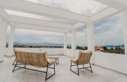 Loutraki Villa | Areti White Villas - Villa 1