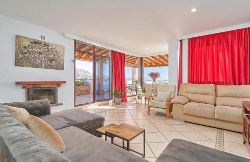 Velilla-Taramay Apartment | Argali Beach Almuñecar