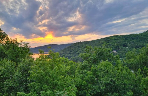 Mont-Tremblant Village Condo | ARIA★Mountain Views★Fully Equipped★Renovated